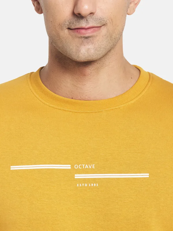 Men Yellow Solid Sweatshirt